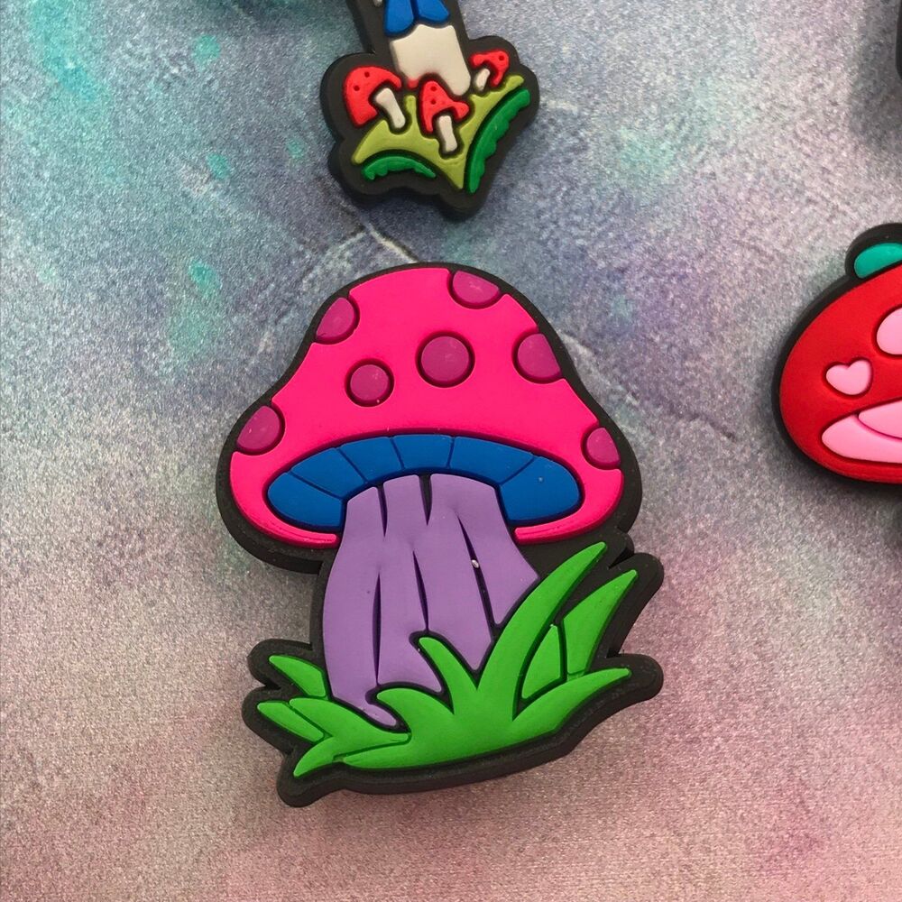 Mushroom Shoe Charm Set - Picture 5 of 7